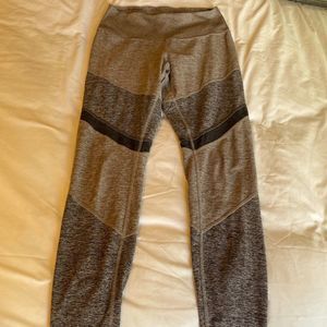 Alo Yoga multicolored leggings M